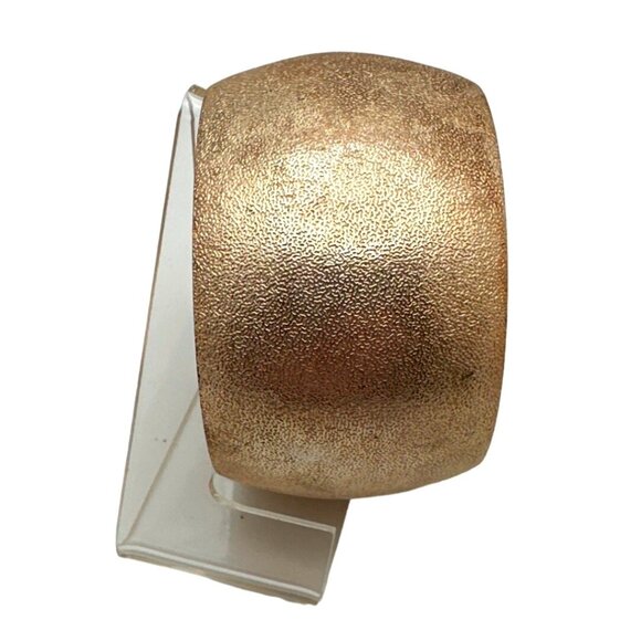 Mod Wide Bangle Gold Metallic Bracelet Textured Shimmer  Retro Chic Bold Vintage - Picture 1 of 7